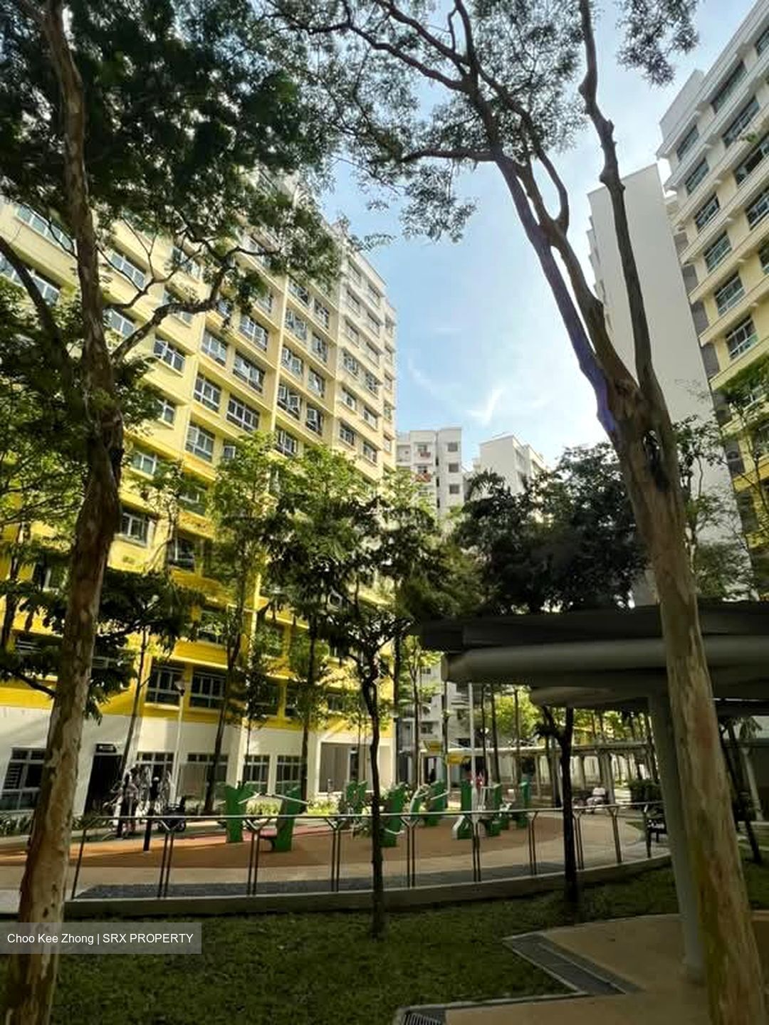 Blk 426B Floral Spring @ Yishun (Yishun), HDB 4 Rooms #582990031